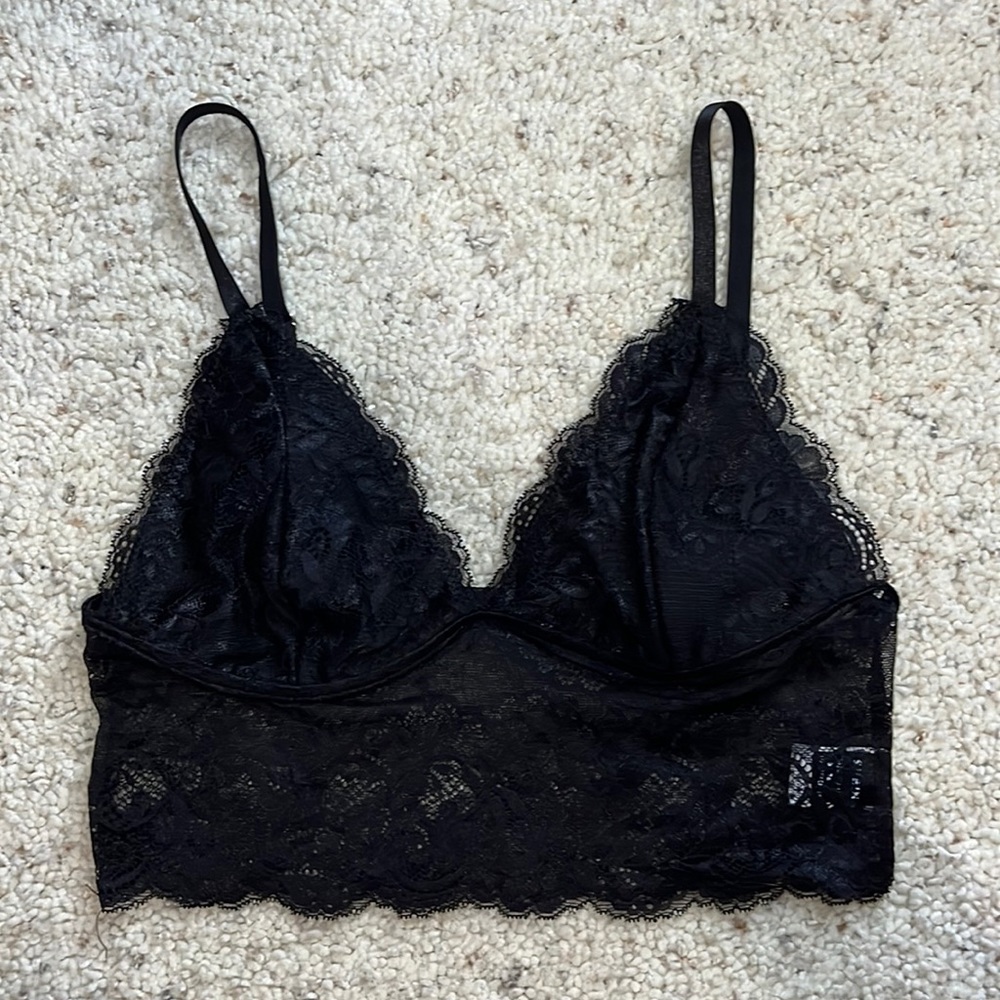 NEW Lace bra/crop top